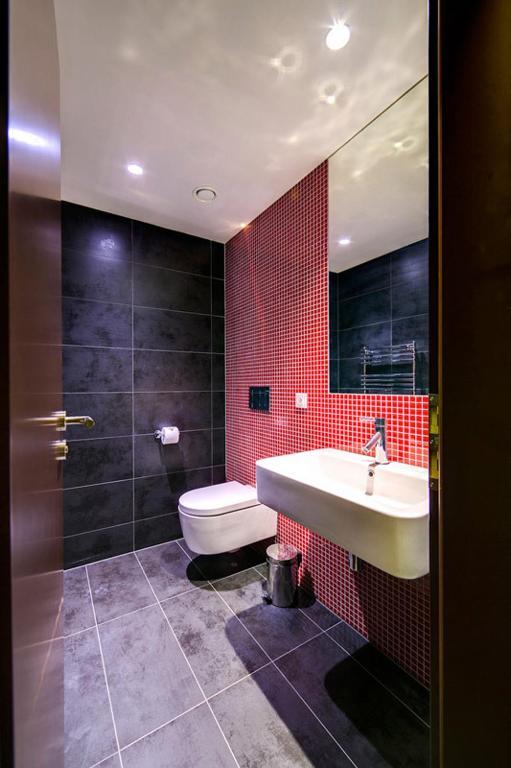 Hotel Restaurant Darwin Прага Стая снимка